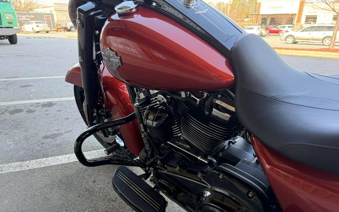 2025 Harley-Davidson Road King Special Whiskey Fire - Black Finish