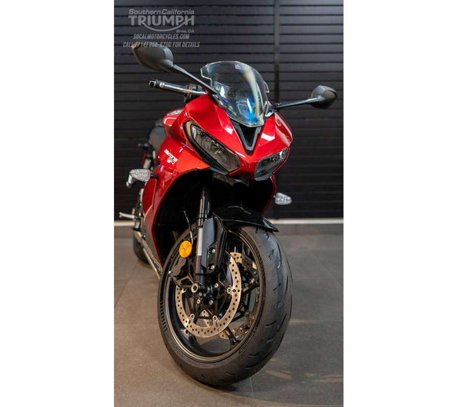 2025 Triumph Daytona 660 Carnival Red/Sapphire Black