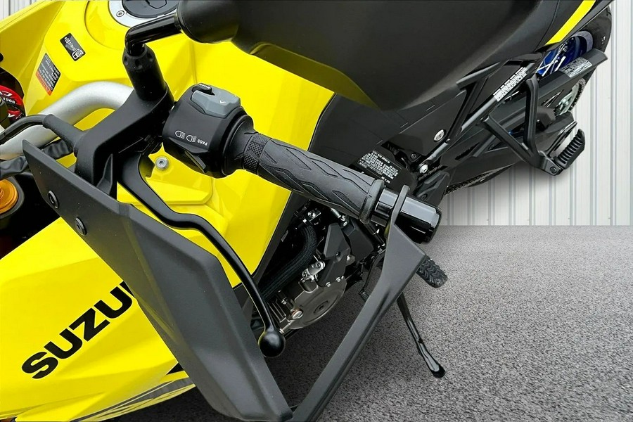 2025 Suzuki V-STROM 800DE