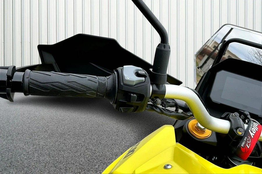 2025 Suzuki V-STROM 800DE