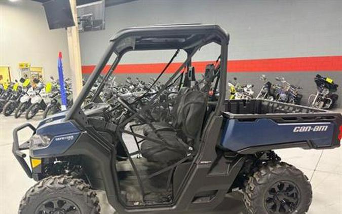 2025 Can-Am Defender XT HD7
