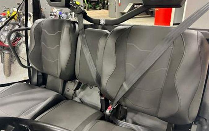 2025 Can-Am Defender XT HD7