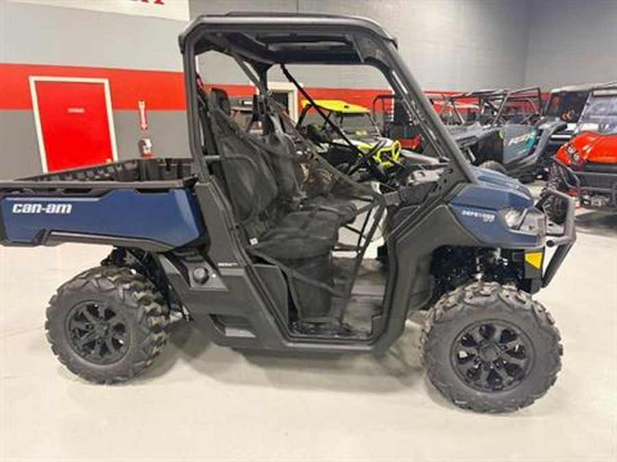 2025 Can-Am Defender XT HD7