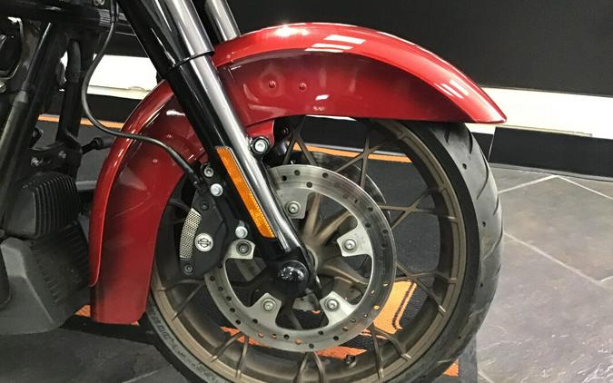 2023 Harley-Davidson® Street Glide® Special Heirloom Red Fade