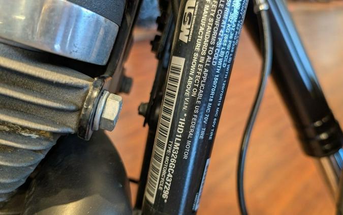 2016 Harley-Davidson XL1200CX - Roadster