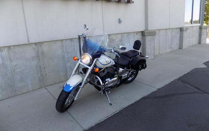 2005 Kawasaki Vulcan® 800 Classic