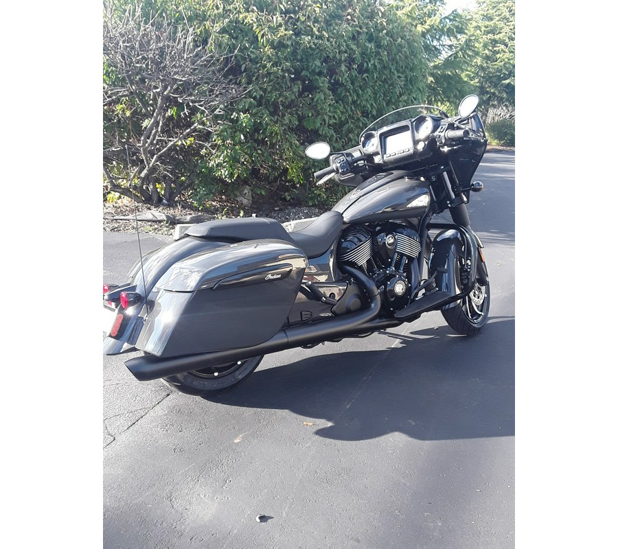 2024 Indian Motorcycle® Chieftain® Dark Horse®