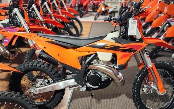 2025 KTM XC 150 W