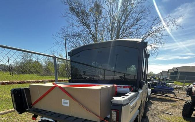 2026 Can-Am Defender MAX Limited HD11