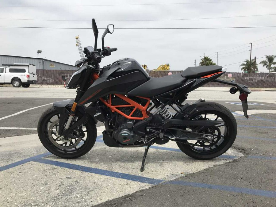 2023 KTM 390 DUKE