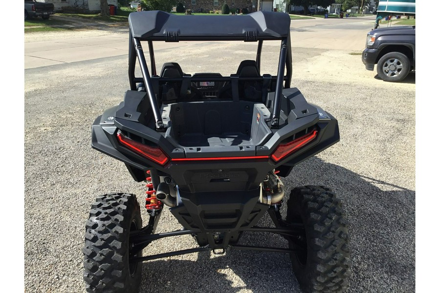 2024 Polaris Industries RZR XP 1000 Ultimate Indy Red