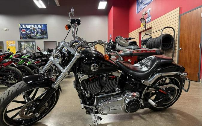 2013 Harley-Davidson® FXSB - Softail® Breakout®