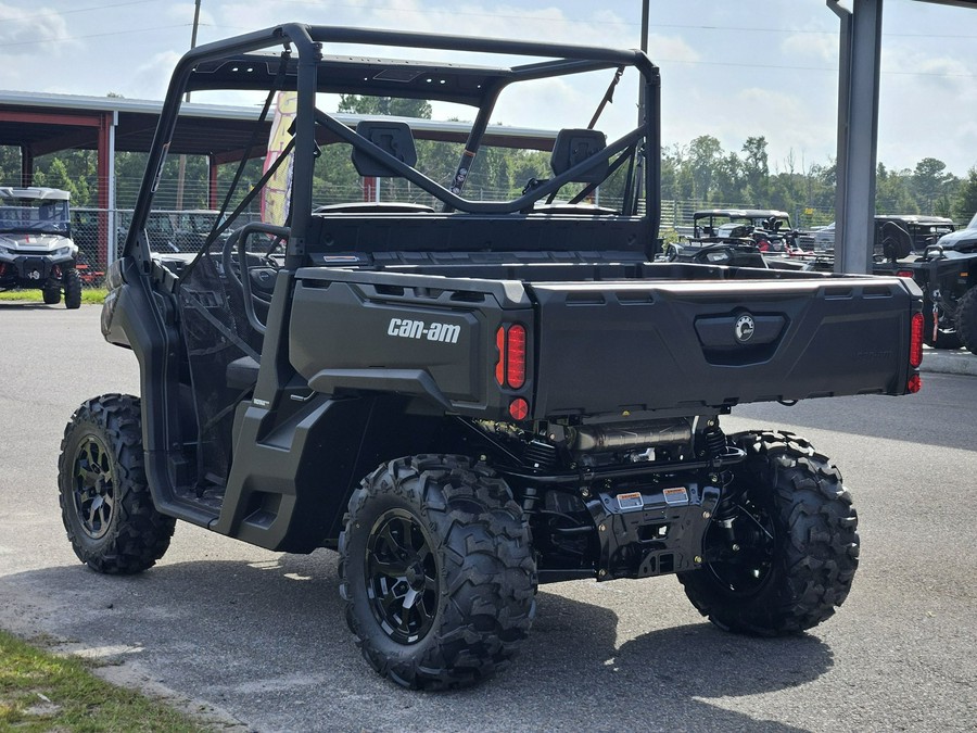 2026 Can-Am Defender DPS HD9