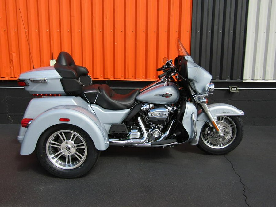 2023 Harley-Davidson® FLHTCUTG - Tri Glide® Ultra