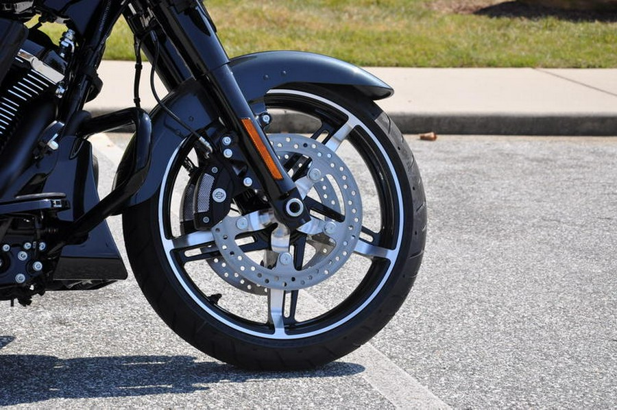 2025 Harley-Davidson® FLHX - Street Glide®