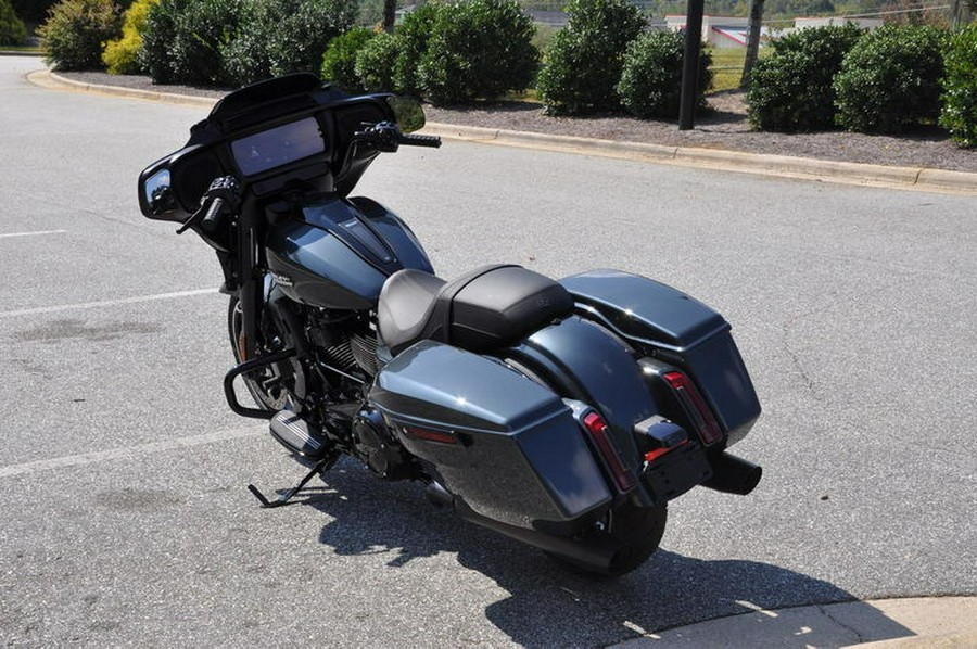 2025 Harley-Davidson® FLHX - Street Glide®