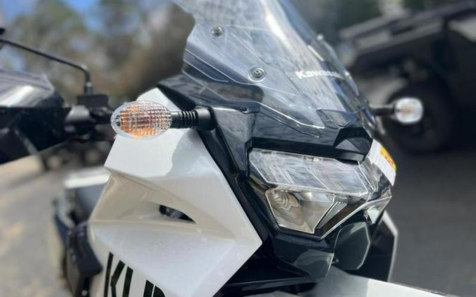 2025 Kawasaki KLR®650 Pearl Crystal White/Metallic Carbon Gray ABS