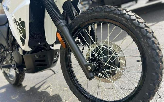 2025 Kawasaki KLR®650 Pearl Crystal White/Metallic Carbon Gray ABS
