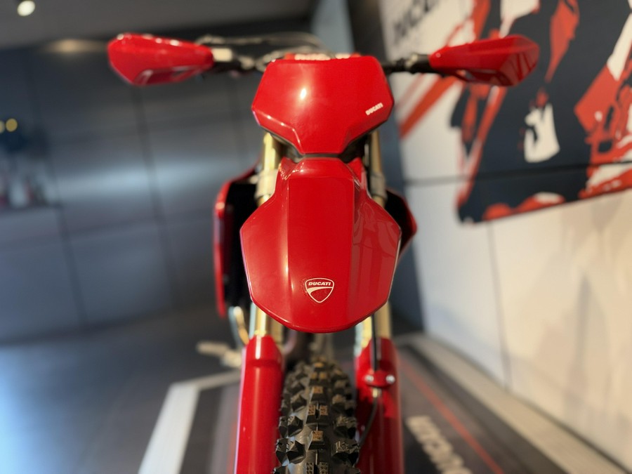 2026 Ducati Desmo450 EDX