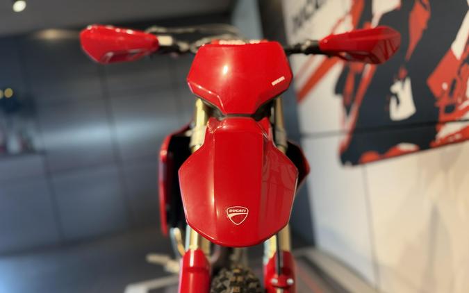 2026 Ducati Desmo450 EDX