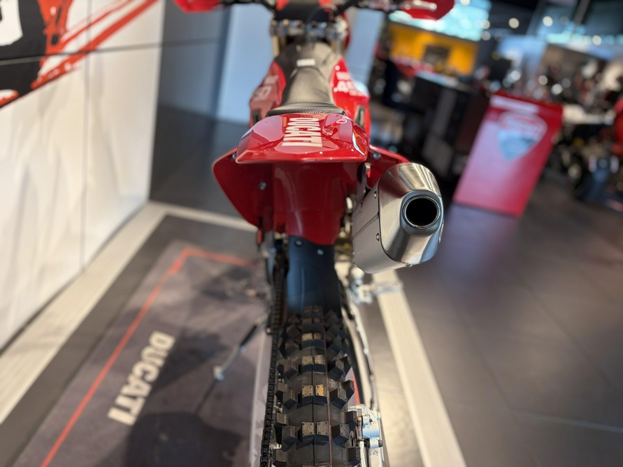 2026 Ducati Desmo450 EDX