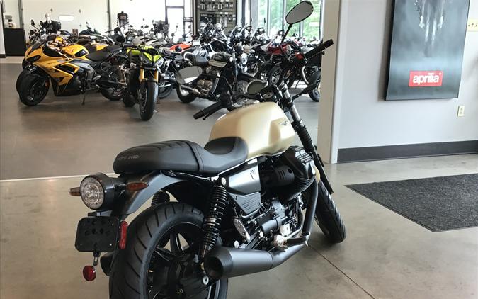 2027 Moto Guzzi V7 Stone
