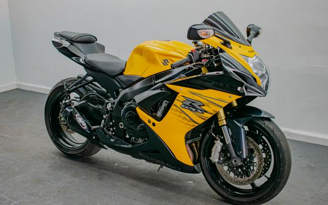 2012 Suzuki GSX-R750™