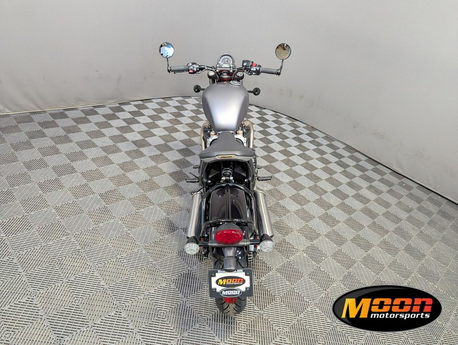 2025 Triumph Bonneville Bobber