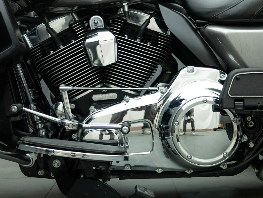 2016 HARLEY DAVIDSON FLHTCUTG TRI GLIDE ULTRA CLASSIC TRIKE W/ABS