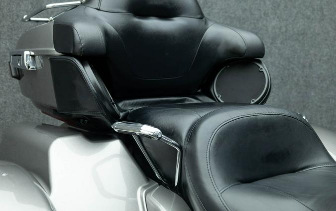 2016 HARLEY DAVIDSON FLHTCUTG TRI GLIDE ULTRA CLASSIC TRIKE W/ABS