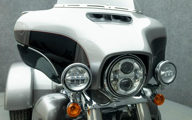 2016 HARLEY DAVIDSON FLHTCUTG TRI GLIDE ULTRA CLASSIC TRIKE W/ABS