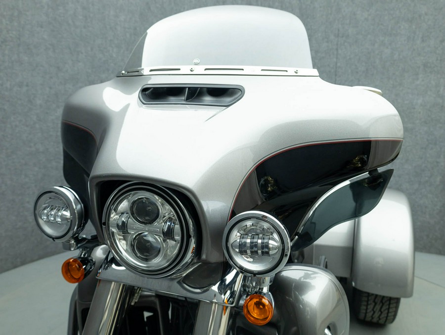 2016 HARLEY DAVIDSON FLHTCUTG TRI GLIDE ULTRA CLASSIC TRIKE W/ABS