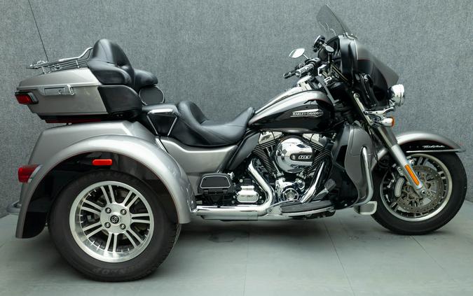 2016 HARLEY DAVIDSON FLHTCUTG TRI GLIDE ULTRA CLASSIC TRIKE W/ABS