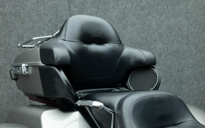 2016 HARLEY DAVIDSON FLHTCUTG TRI GLIDE ULTRA CLASSIC TRIKE W/ABS