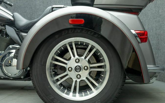 2016 HARLEY DAVIDSON FLHTCUTG TRI GLIDE ULTRA CLASSIC TRIKE W/ABS