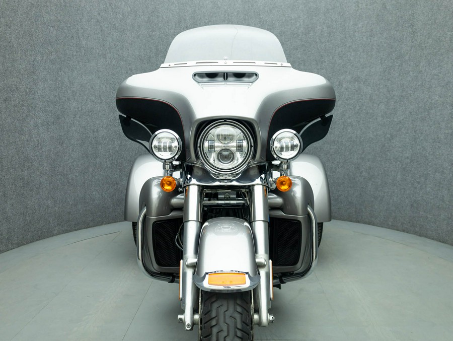 2016 HARLEY DAVIDSON FLHTCUTG TRI GLIDE ULTRA CLASSIC TRIKE W/ABS
