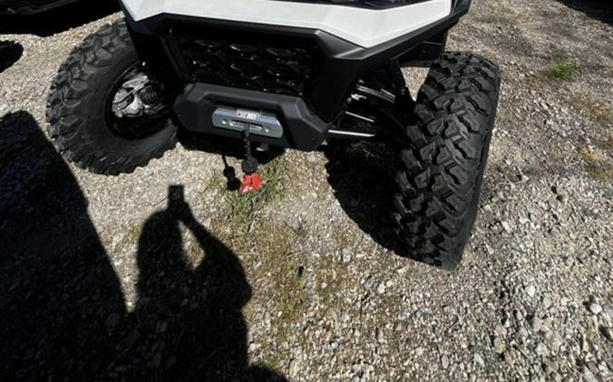 2026 Can-Am Defender MAX Limited HD11