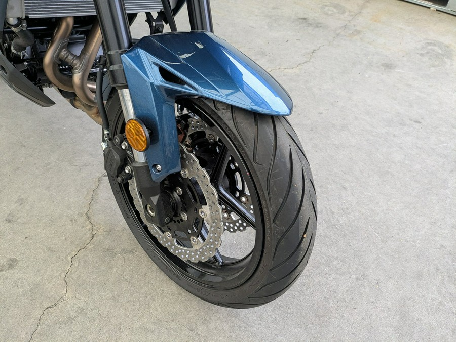 2026 Kawasaki Versys® 650 LT ABS