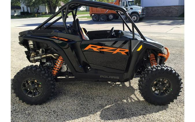 2024 Polaris Industries RZR XP 1000 Ultimate MATTE TITANIUM