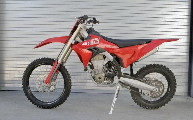 2026 Ducati Desmo450 EDX