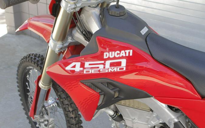 2026 Ducati Desmo450 EDX