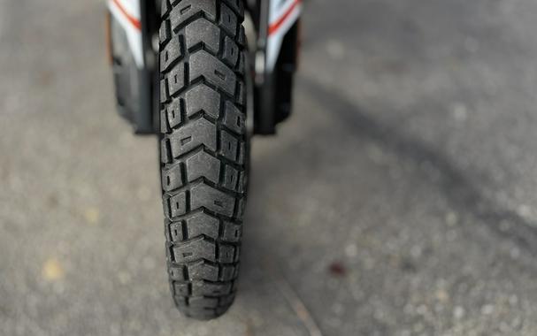 2023 KTM Adventure 890