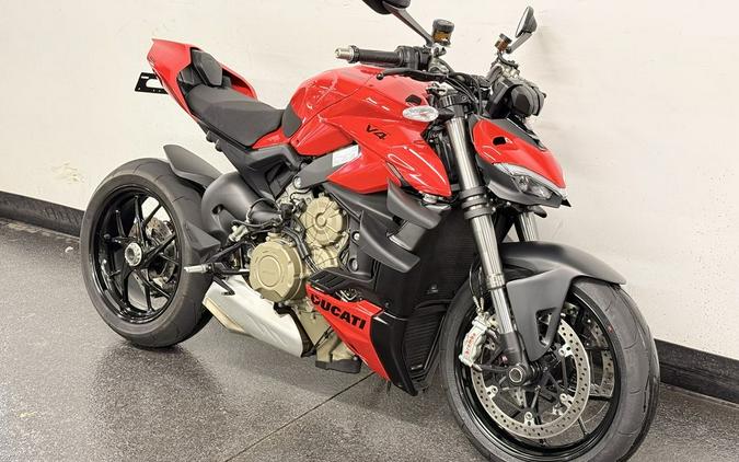 2024 Ducati Streetfighter V4 Red