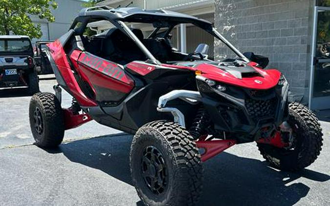 2024 Can-Am Maverick R X