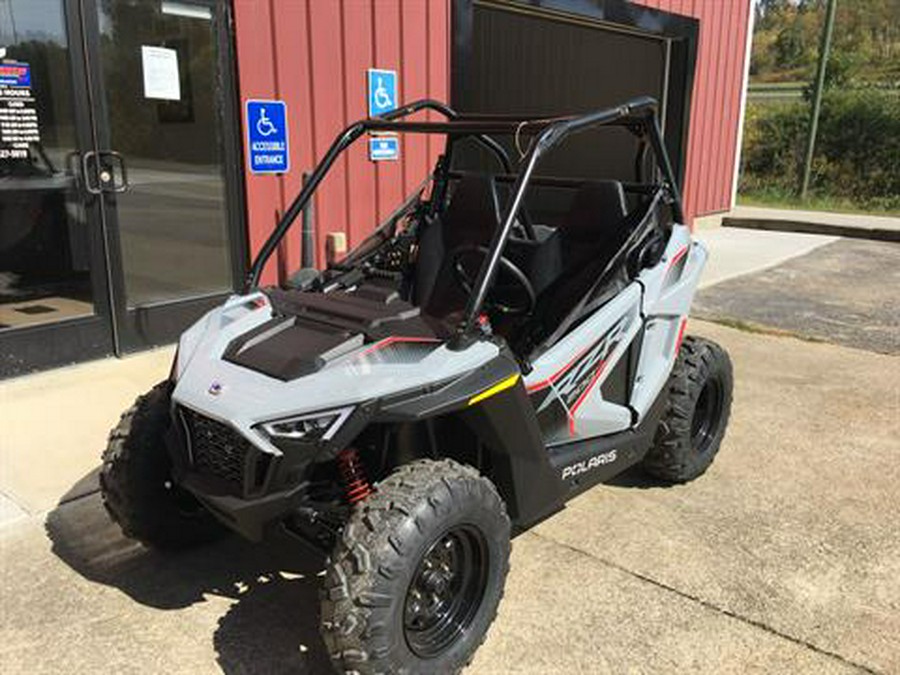 2024 Polaris RZR 200 EFI