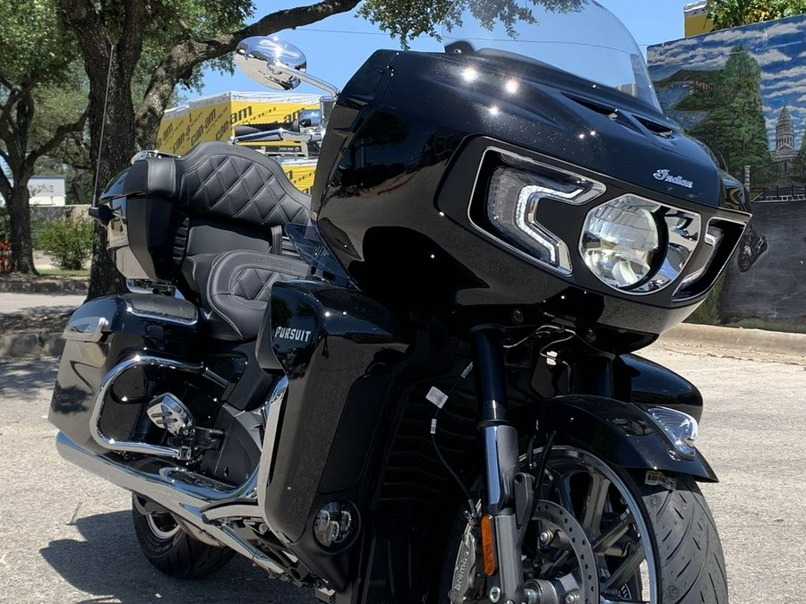 2025 Indian Motorcycle® Pursuit® Limited Black Metallic