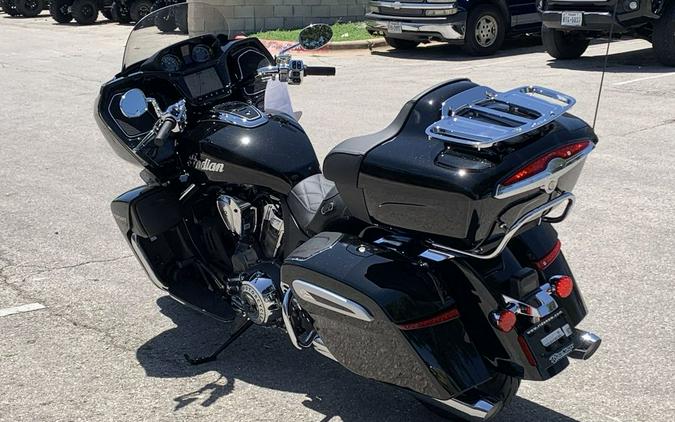 2025 Indian Motorcycle® Pursuit® Limited Black Metallic