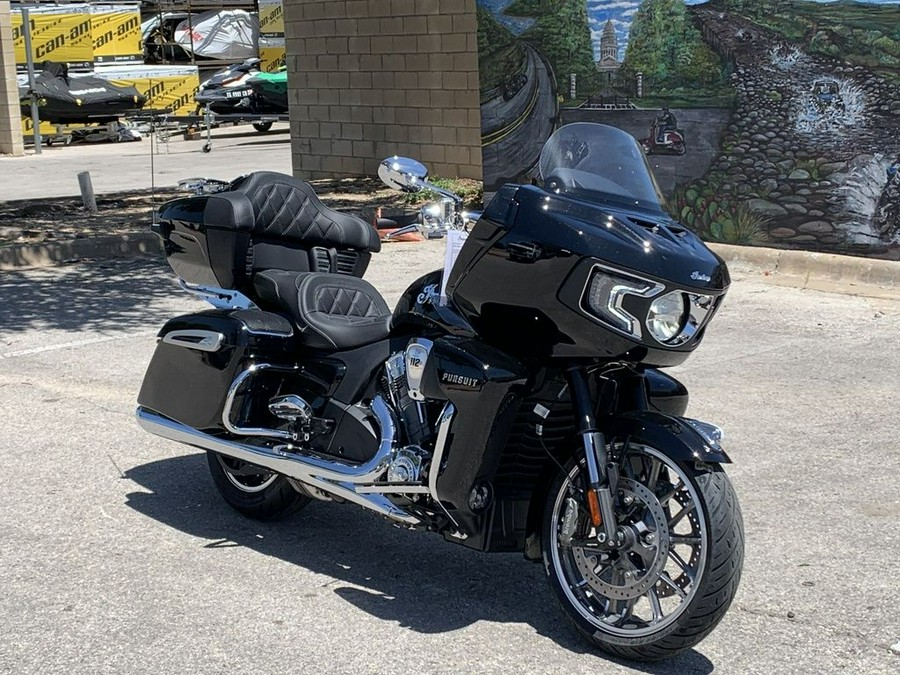 2025 Indian Motorcycle® Pursuit® Limited Black Metallic