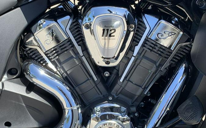 2025 Indian Motorcycle® Pursuit® Limited Black Metallic