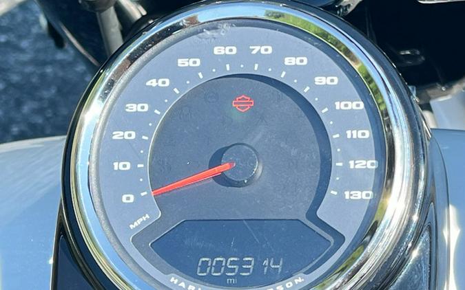 2025 Harley-Davidson Softail FLHC - Heritage Classic